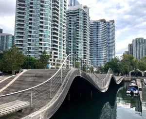 Tour Liên Tuyến Đông - Tây Canada: Vn – Vancouver – Montreal – Quebec – Ottawa – Toronto – Thác Niagara Falls – Ngàn Đảo – Phố Cổ Montreal – Vn