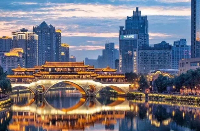 Tour Trung Quốc (Thành Đô - Cửu Trại Câu - Lạc Sơn Đại Phật - Công Viên Gấu Trúc)